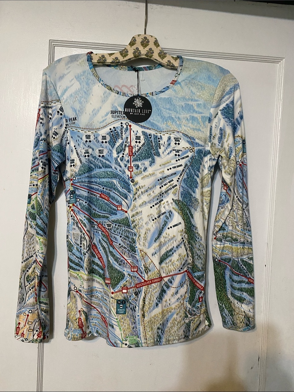 NWT PARK CITY UTAH  MOUNTAIN LEGS BASE LAYER